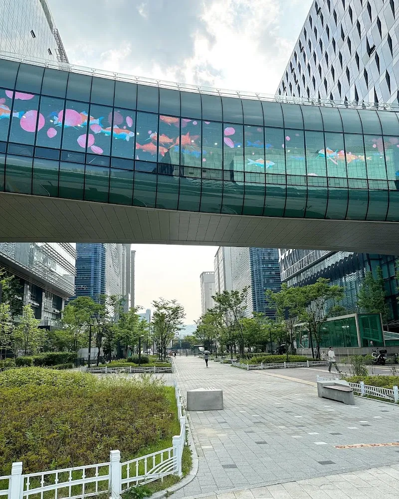 Pangyo Station Plaza tourist attraction in Pangyo, GG