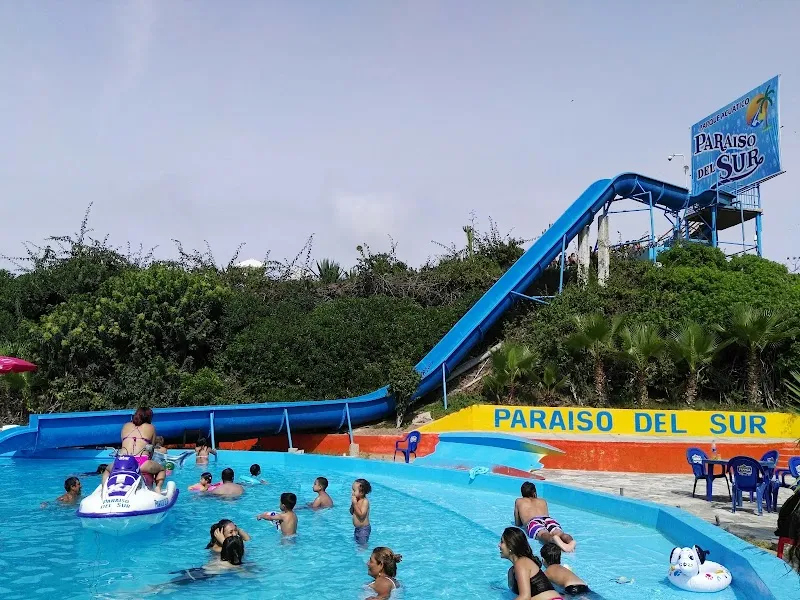 Paraiso del Sur water park in San Bartolo, Lima