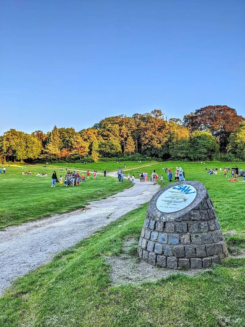 Parc de Forest park in Forest, BRU