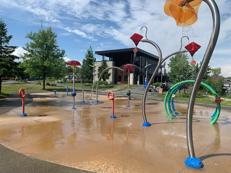 Parc de la Cité park in Longueuil, QC