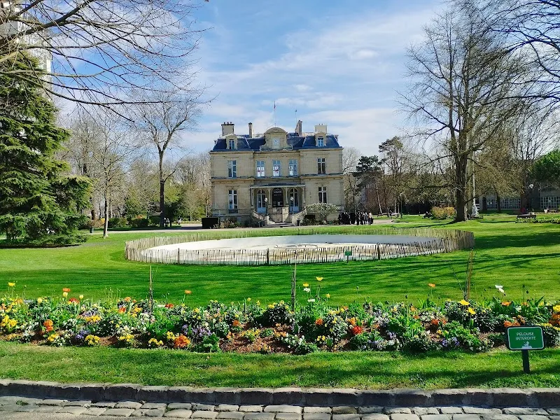 Parc de la Mairie park in Créteil, IDF