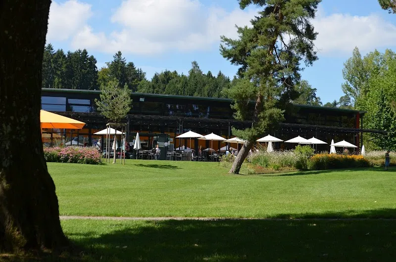 Park im Grüene Rüschlikon park in Ruschlikon, ZH