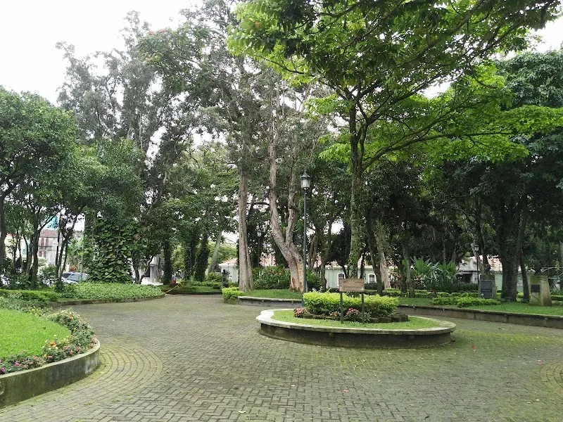 Parque España park in Goicoechea, SJ