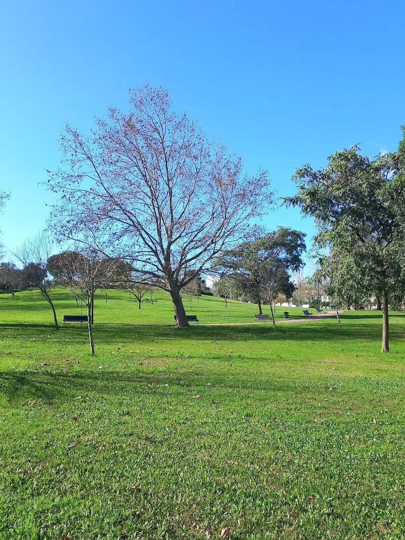 Parque Infantil do Largo da República playground in Queluz, Sintra
