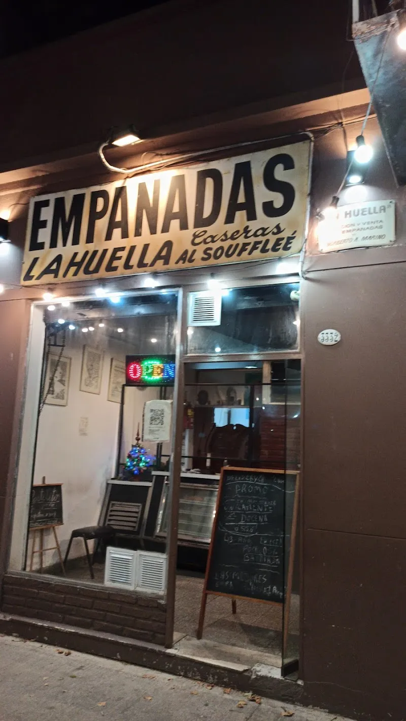 Parque La Huella park in San Martín, BA