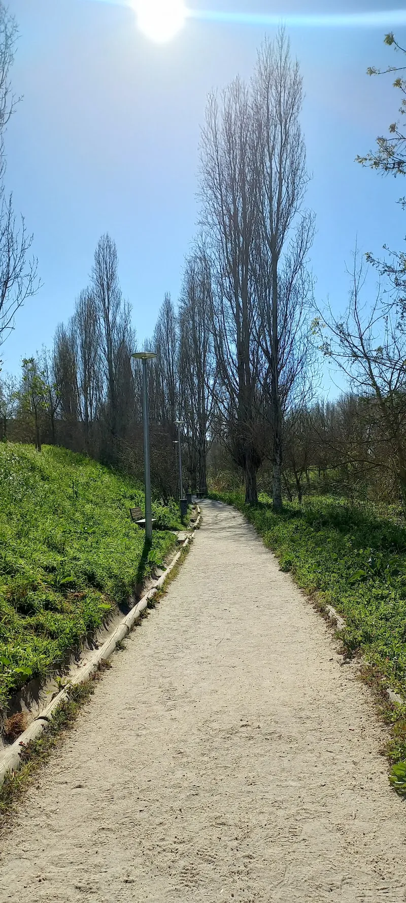 Parque Urbano do Rio da Costa city park in Amadora, Amadora