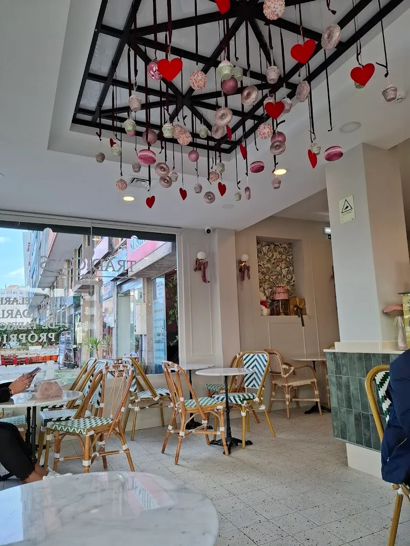 Pastelaria Benilson cafe in Setúbal, Setúbal