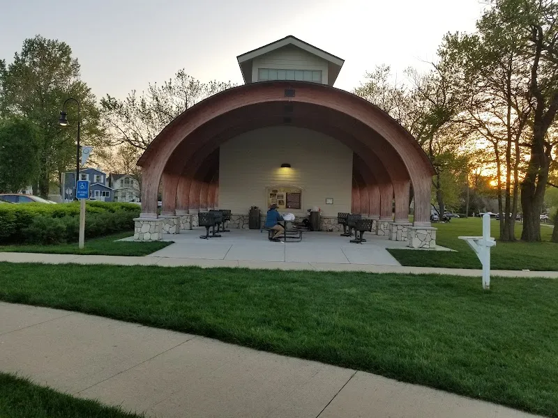 Pavilion Shore Park park in Novi, MI