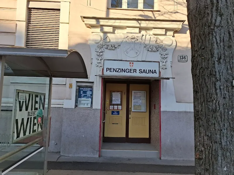 Penzinger Bad swimming pool in Penzing, VIE