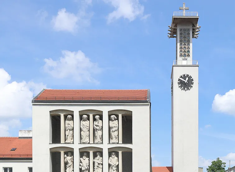 Pfarrkirche Floridsdorf church in Floridsdorf, VIE