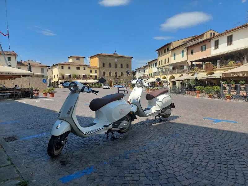 Piazza Giacomo Matteotti route in Greve in Chianti, Tuscany