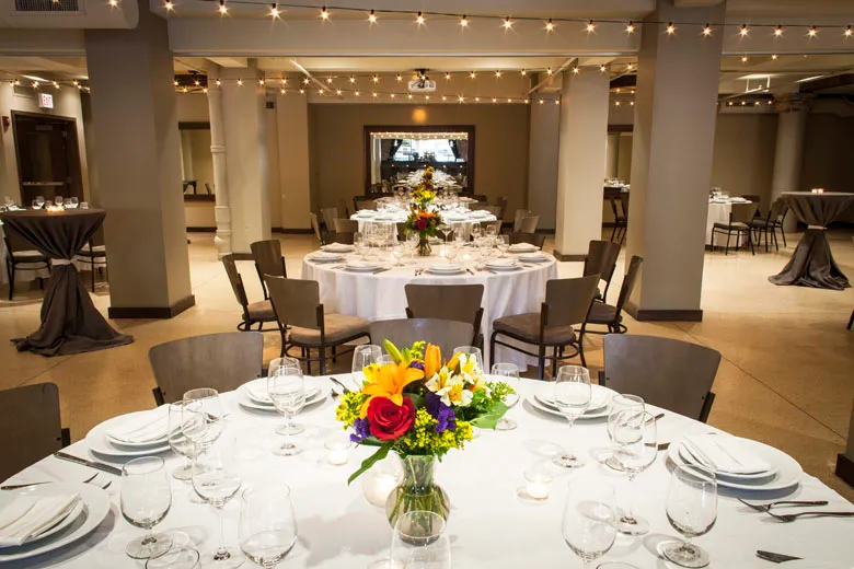 Pinstripes restaurant in Tysons, VA