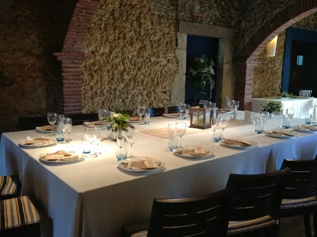 Pizzeria Can Montmeló restaurant in Castellbisbal, CT