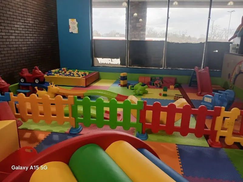 PLAY PARADISE indoor playground in Pittsburgh, PA