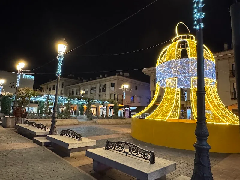 Plaza Mayor de Pozuelo tourist attraction in Pozuelo de Alarcón, Madrid