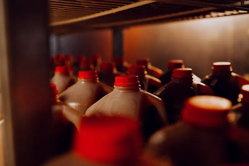 Plymouth Orchards and Cider Mill farm in Plymouth, MI