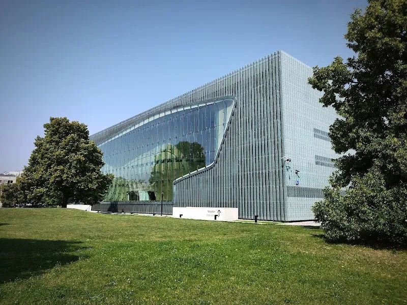 POLIN Museum of the History of Polish Jews history museum in Warsaw, MZ