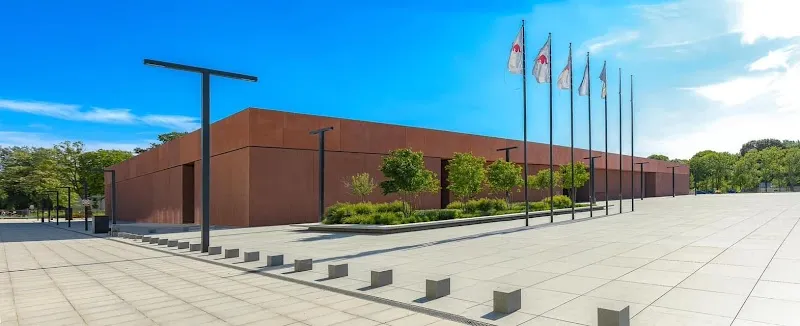 Polish Army Museum tourist attraction in Warsaw, MZ