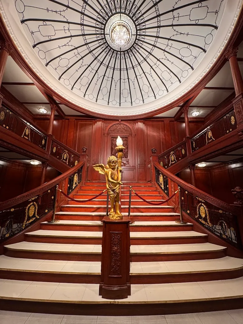 Potsdamer Eislaufhalle sports in Potsdam, BB