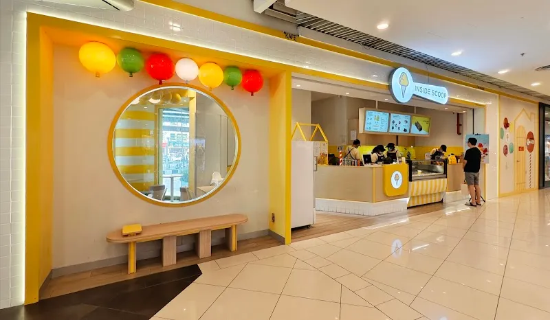 Queensbay Ice Cream Parlor ice cream in Queensbay, Penang