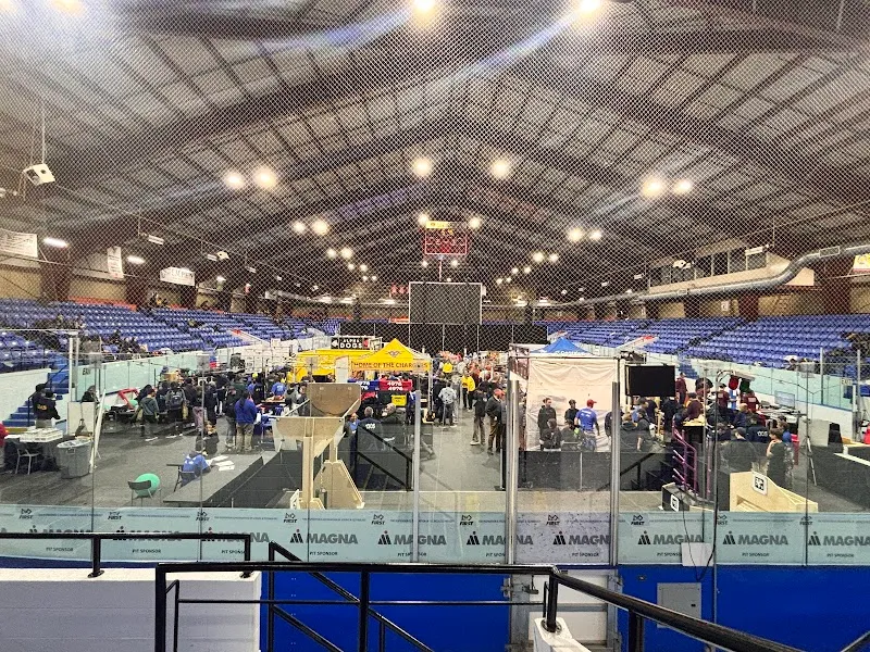 Ray Twinney Recreation Complex sports activity location in Newmarket, ON