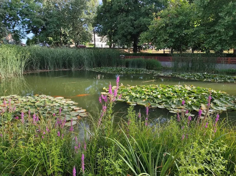 Érdligeti Park city park in Érd, Budapest