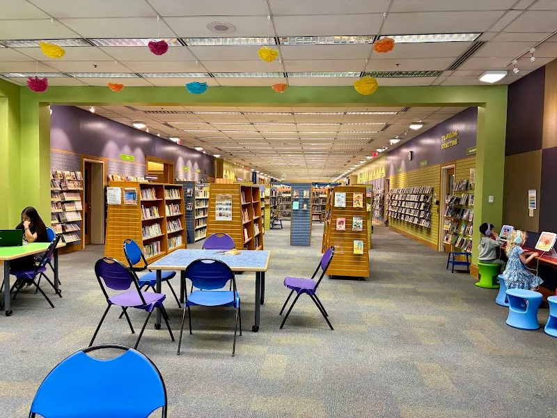 Redwood City Public Library library in Redwood City, CA