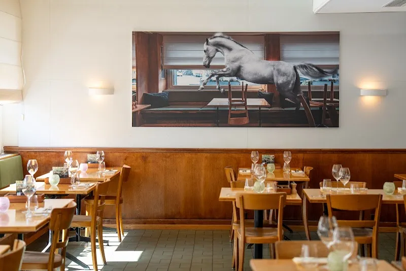 Restaurant Weisses Rössli French in Altstetten, ZH