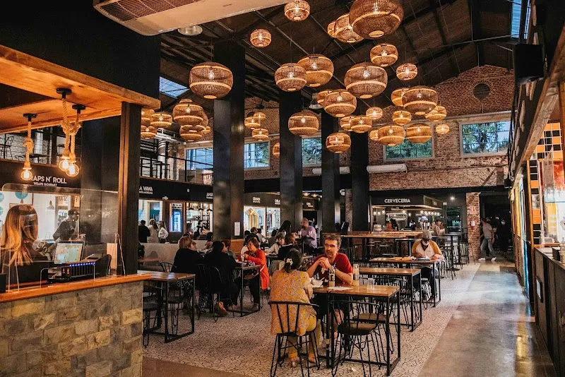 Restaurante La Taberna del Prado restaurant in Maldonado, MA