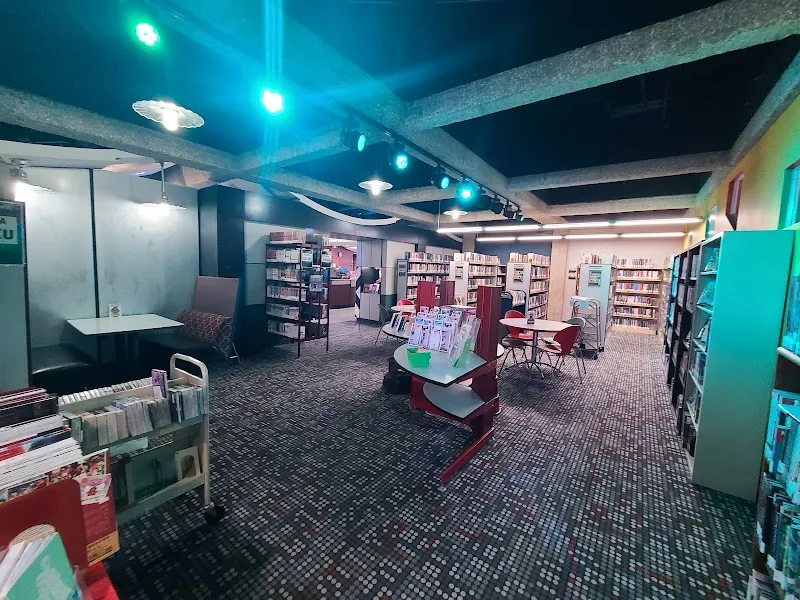 Richardson Public Library library in Richardson, TX