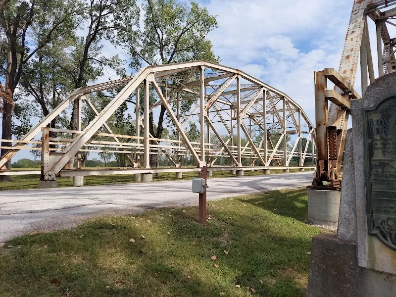 Rogers Point Park park in Collinsville, OK