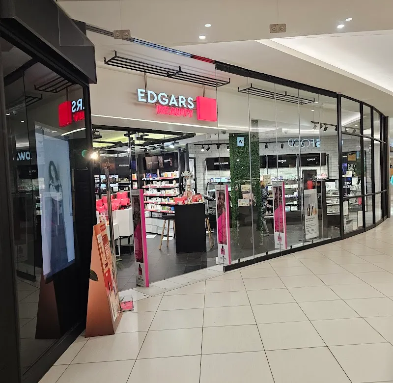 Rosebank Mall shopping mall in Rosebank, GP