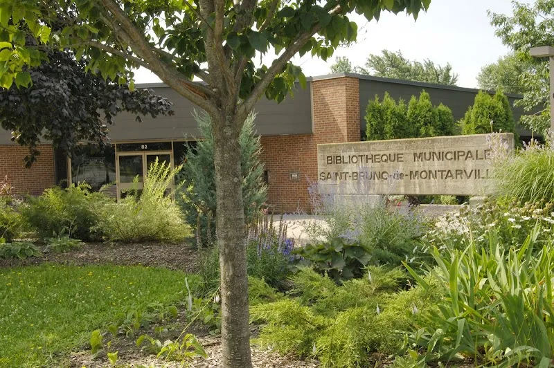 Saint-Bruno-de-Montarville Public Library library in Saint-Bruno-de-Montarville, QC