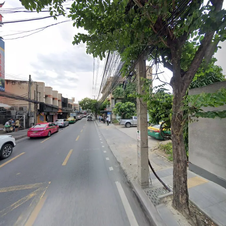 Samsen Market attraction in Samsen, BKK