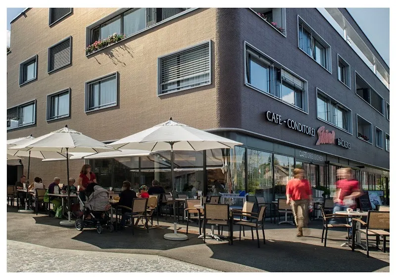 Samstagerner Dorfbäckerei cafe in Samstagern, ZH