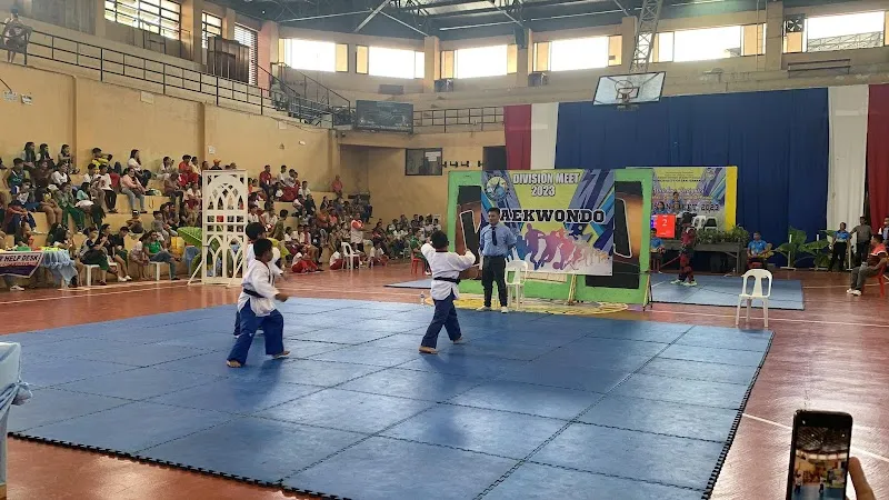 San Fernando Covered Court & Recreation Center recreation center in San Fernando, CV