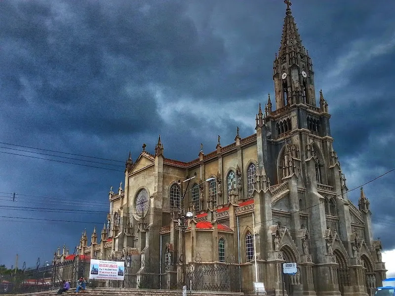 San Isidro Park park in San Isidro de Heredia, HD