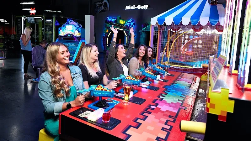 Scene75 Entertainment Center | Cleveland amusement park in Independence, OH