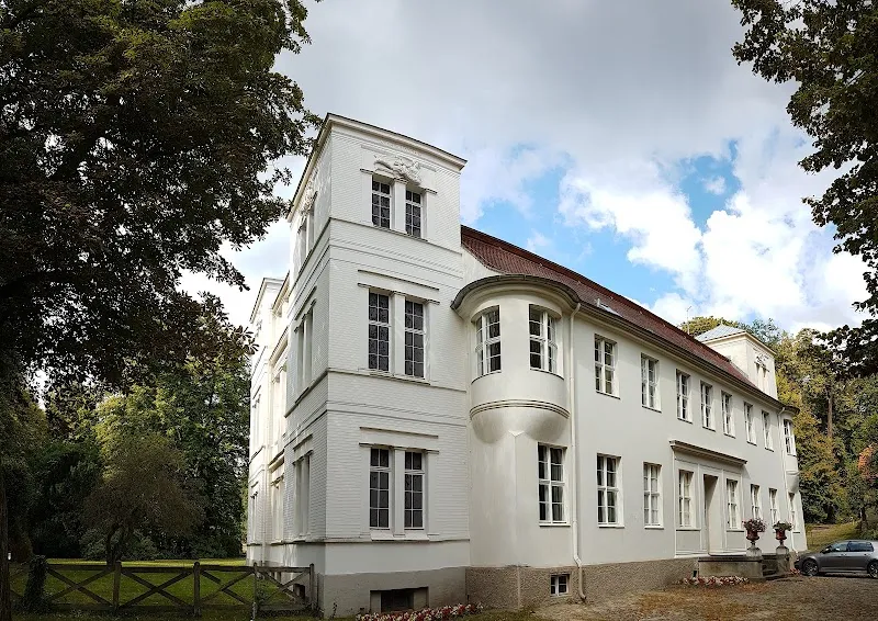 Schloss Tegel castle in Tegel, BE