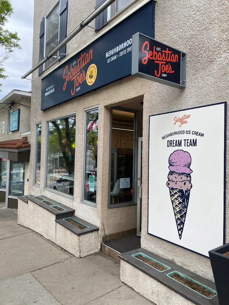 Sebastian Joe's Ice Cream & Frozen Yogurt in Edina, MN