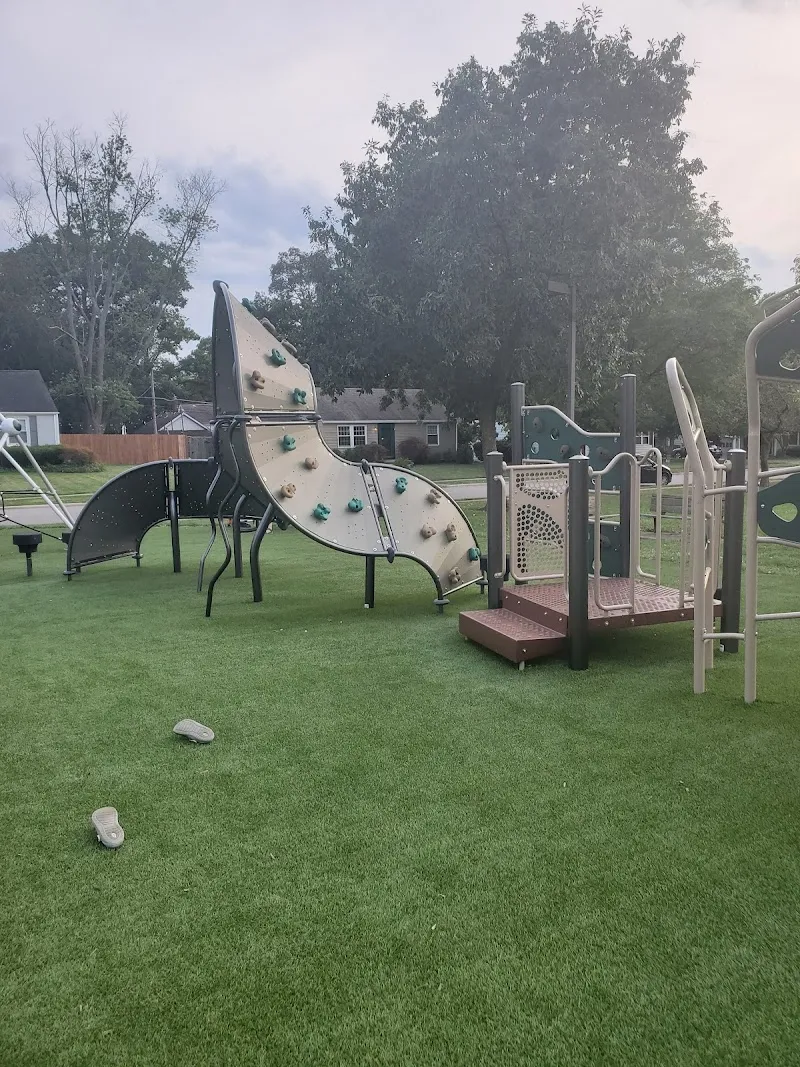 Selby Park park in Powell, OH