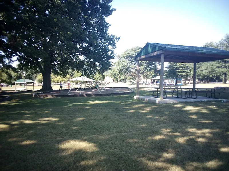 Shively Park park in Floyd Knobs, IN