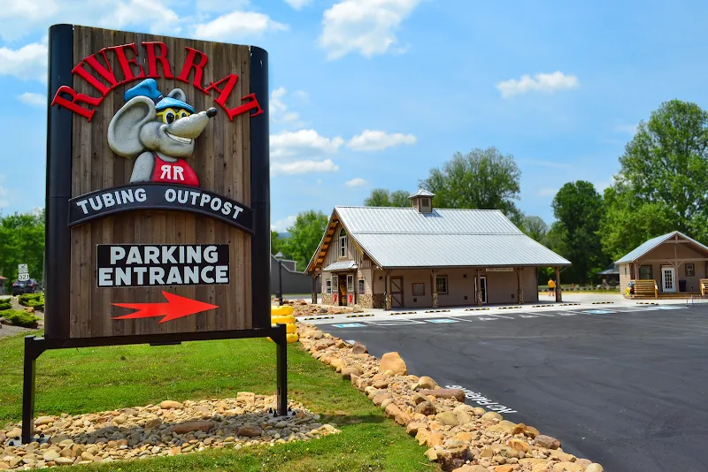 Smoky Mountain River Rat Main Tubing Outpost tour agency in Townsend, TN