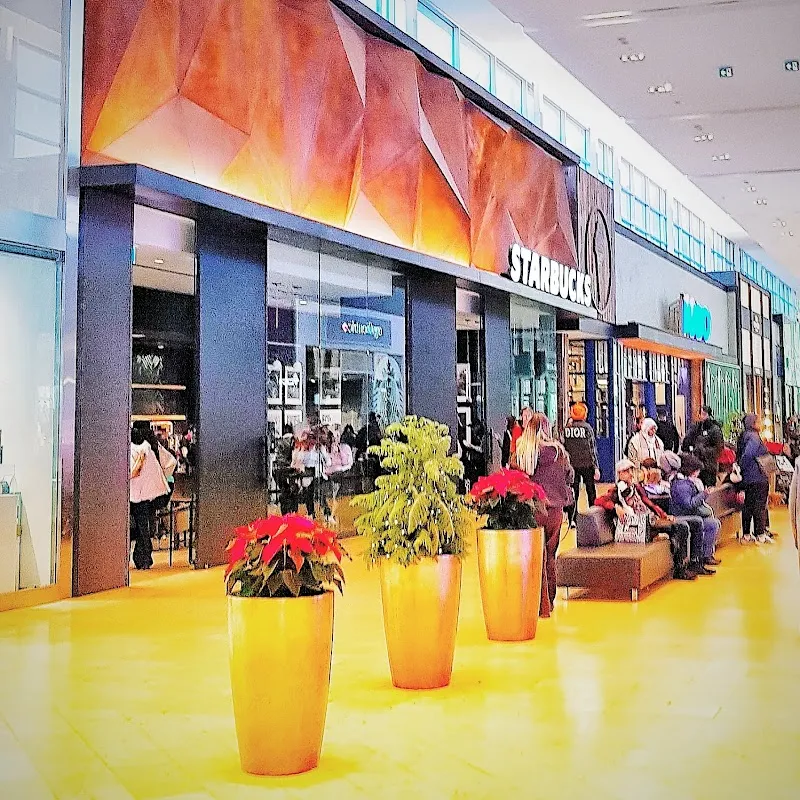Square One Shopping Centre shopping mall in Mississauga, ON