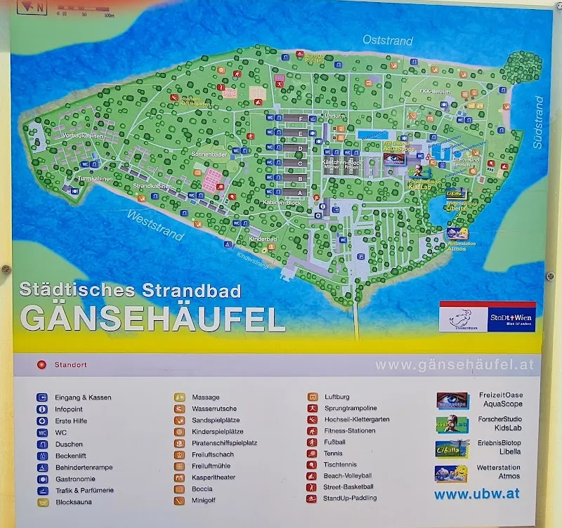 Strandbad Gänsehäufel swimming pool in Vienna, W