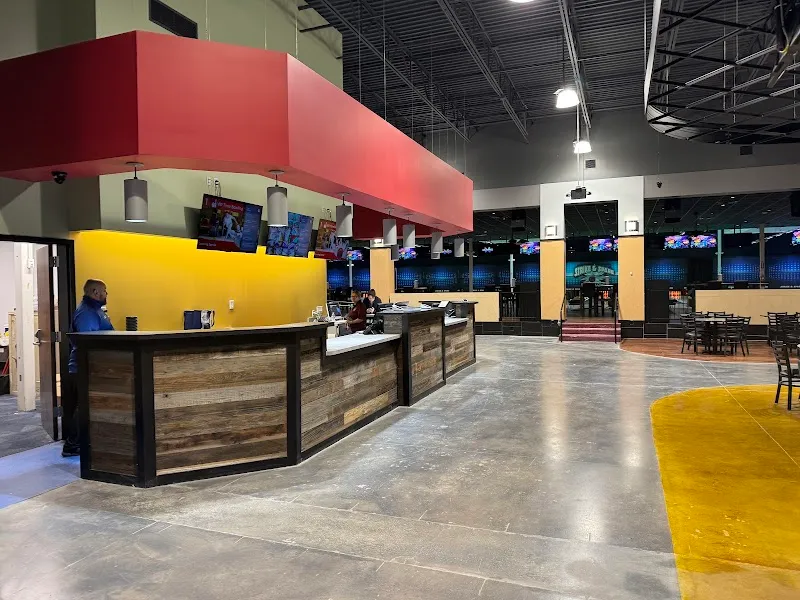 Strike & Spare J Town bowling alley in Louisville, KY