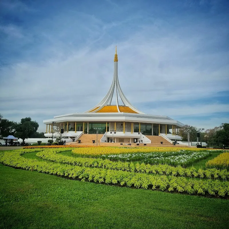 Suan Luang Rama IX state park in Lumphini, BKK