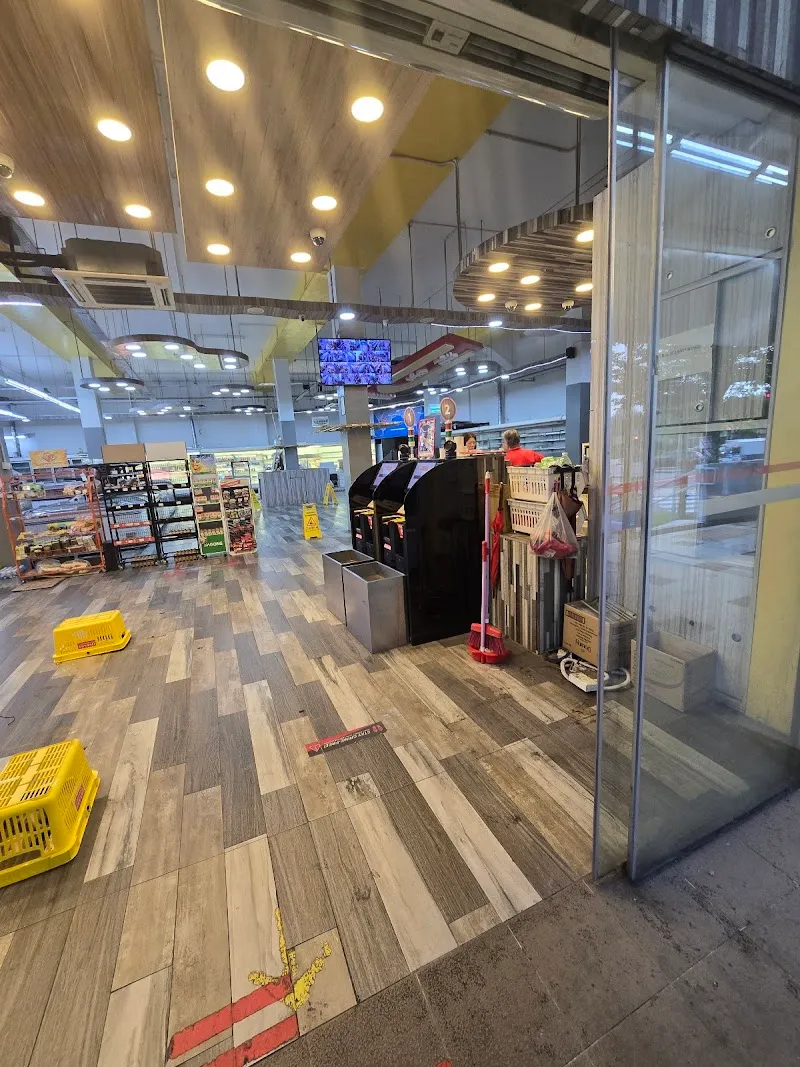 Summerland Supermarket Food Court restaurant in Punggol, SG