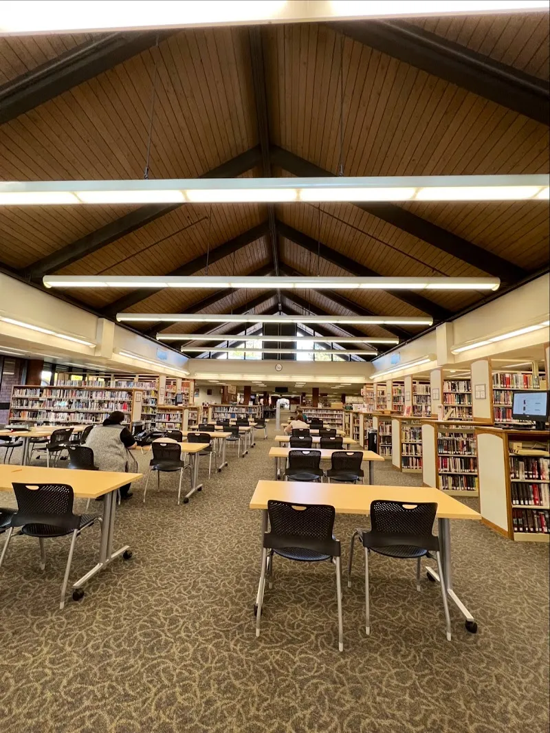 Sunnyvale Public Library library in Sunnyvale, CA