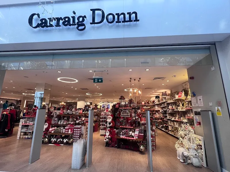 Swan Shopping Centre shopping mall in Rathmines, D